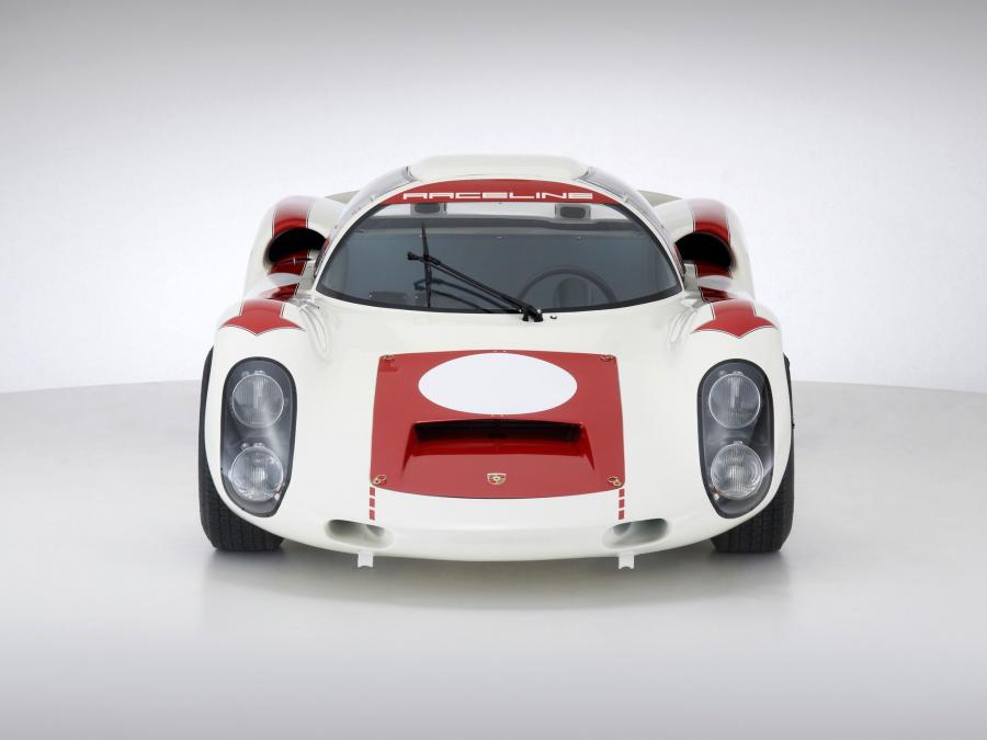  Porsche 910-8 1967 года  (фото 6 из 20)